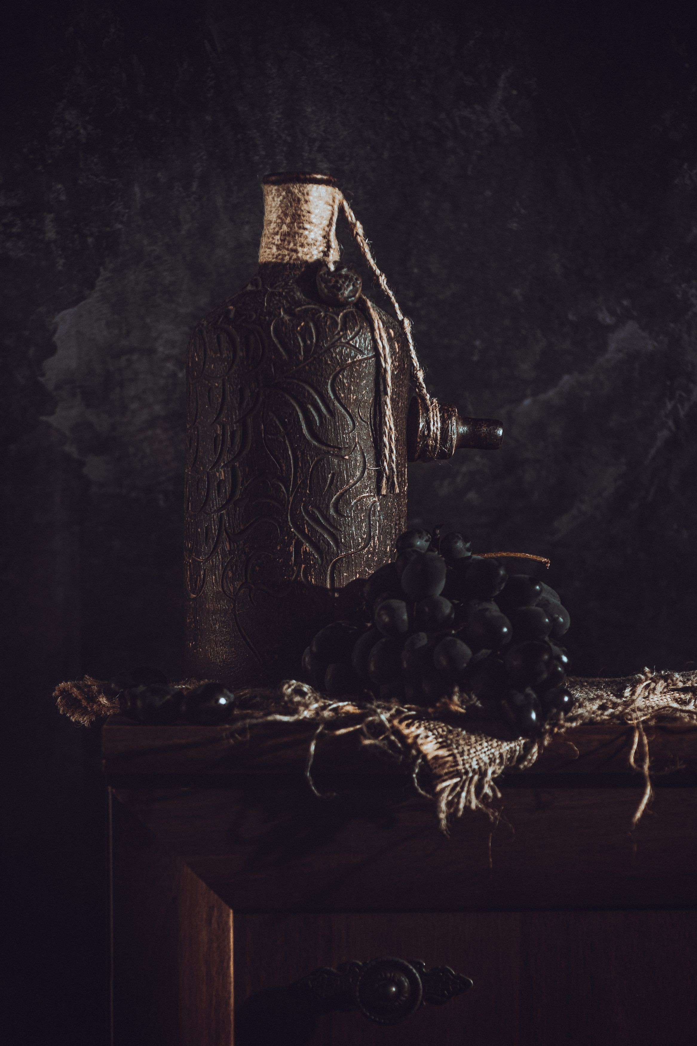 натюрморт, керамика, виноград, вино, керамическая бутылка, бутылка, бутыль, Богдан Тарасов
