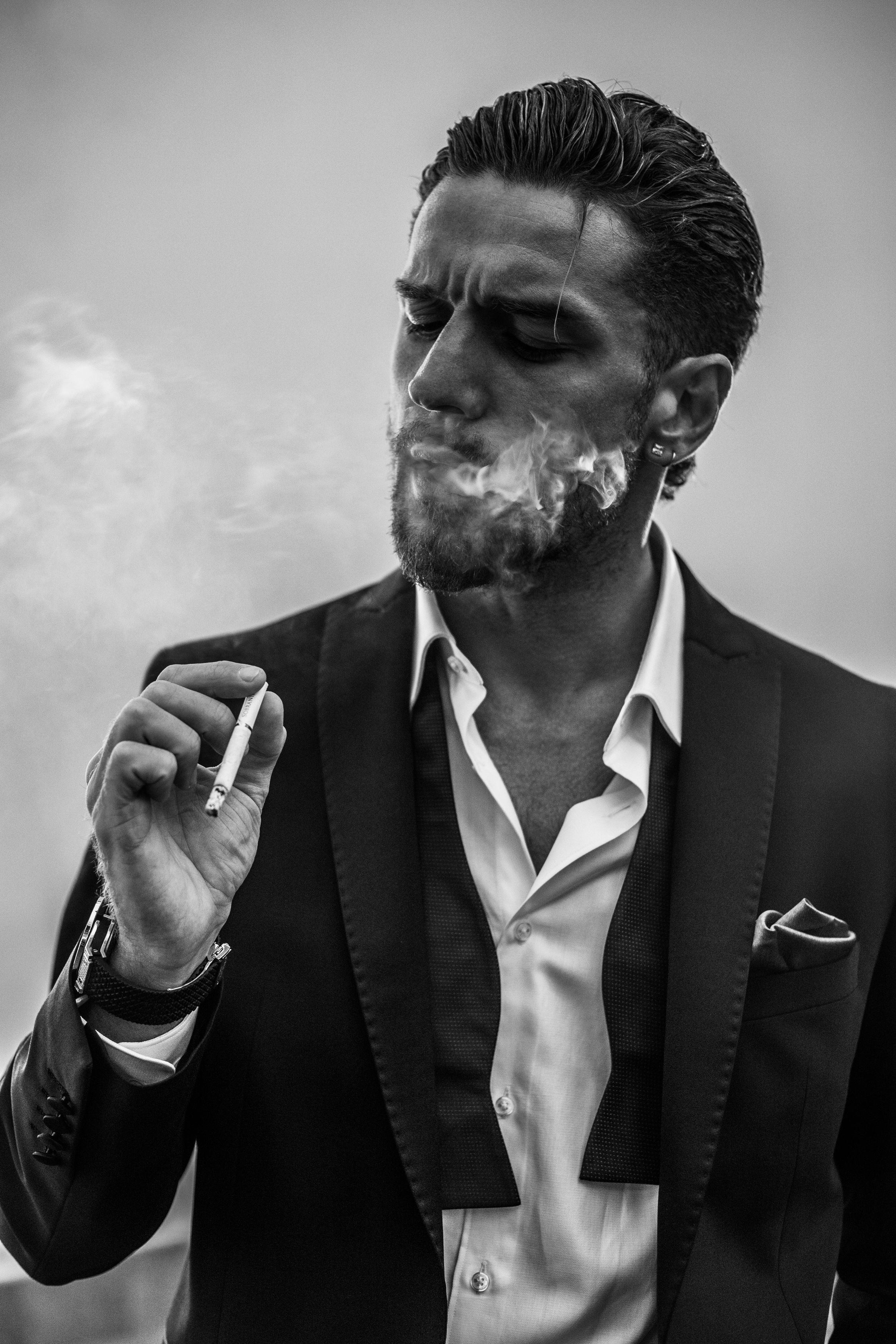 мужской портрет, сигарета, Элина Ларченкова