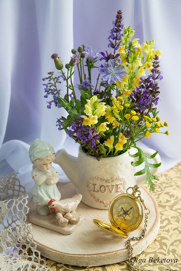 часы, цветы, фигурка, Бекетова Ольга