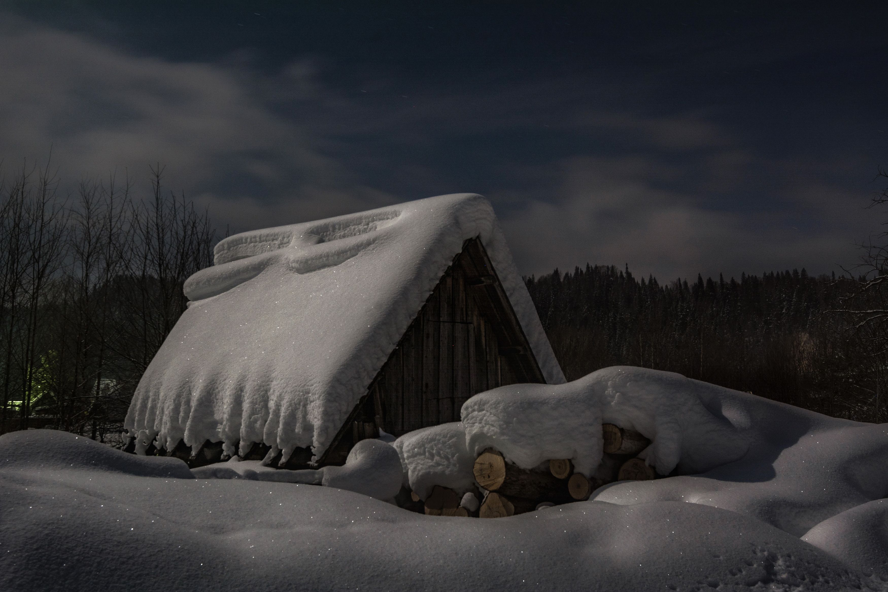 ночь, снег, зима, деревня, домик, луна, деревенский пейзаж, Соколова Елена