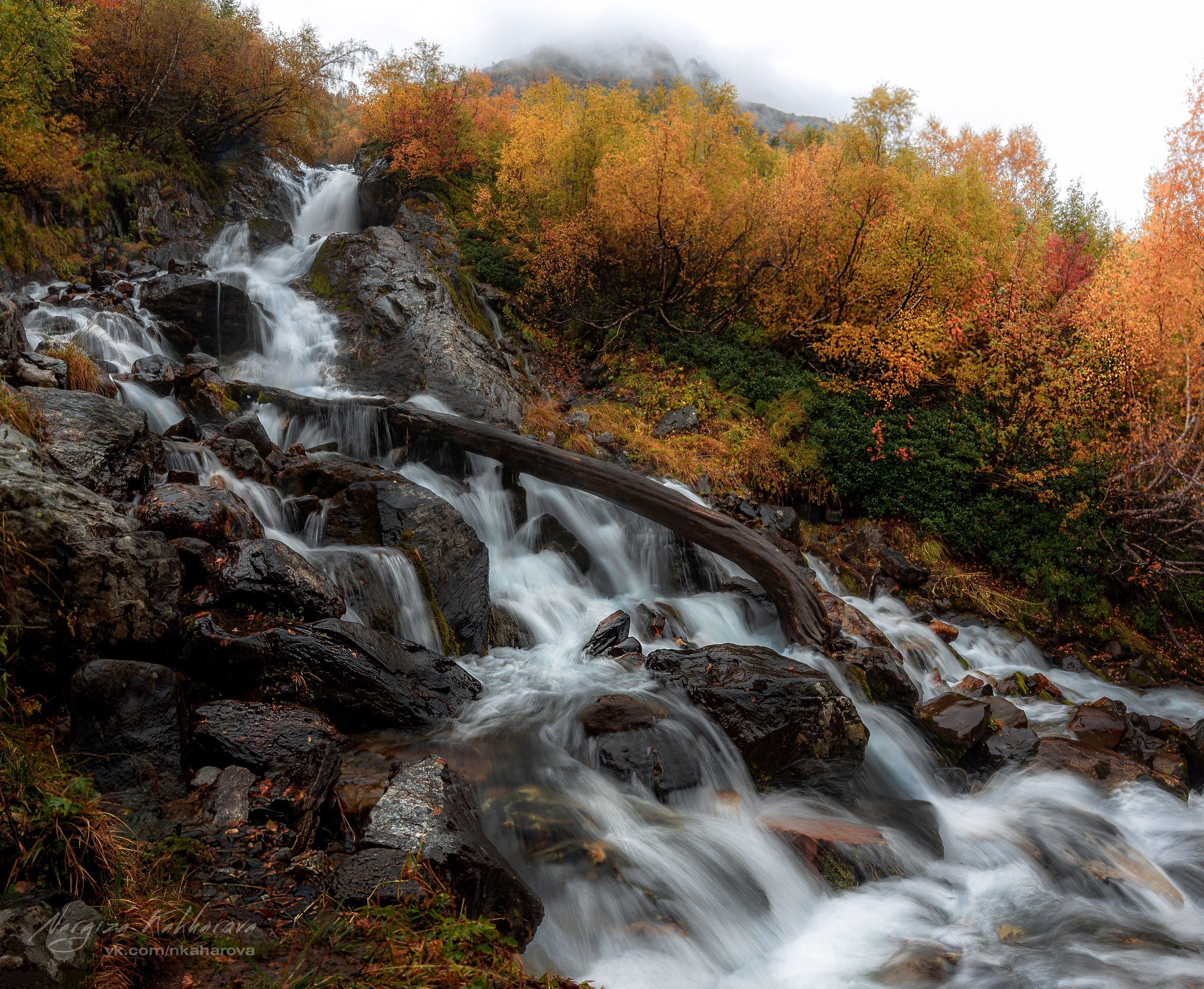 золотая осень, водопад, вода, домбай, Наргиза Кахарова