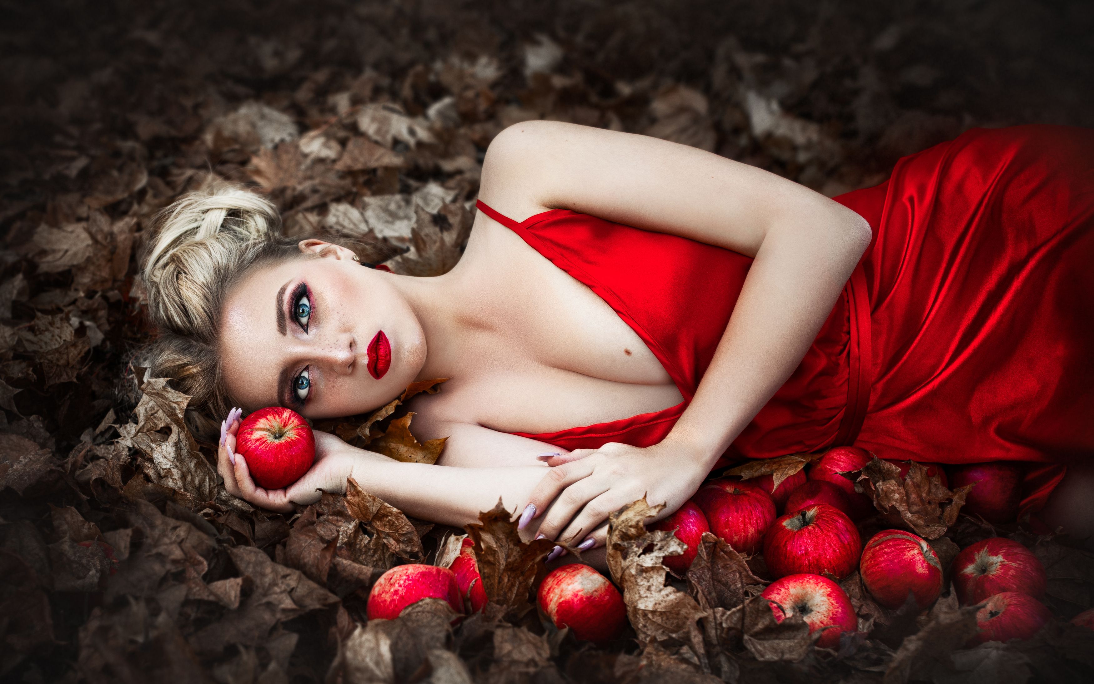 Фотограф Юлия Дюдина, фотосессия яблоки, фотосессия в красном, Julia Dyudina