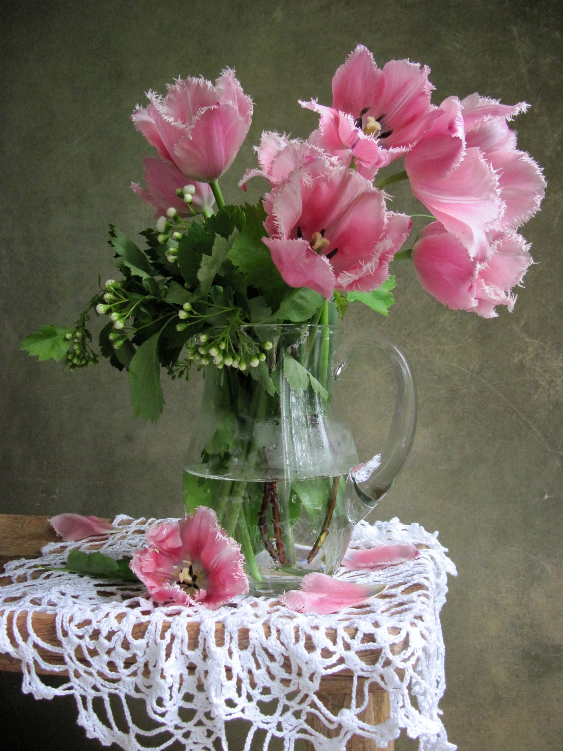 цветы, букет, тюльпаны, черёмуха, кувшин, стекло, салфетка, Наталия Тихомирова