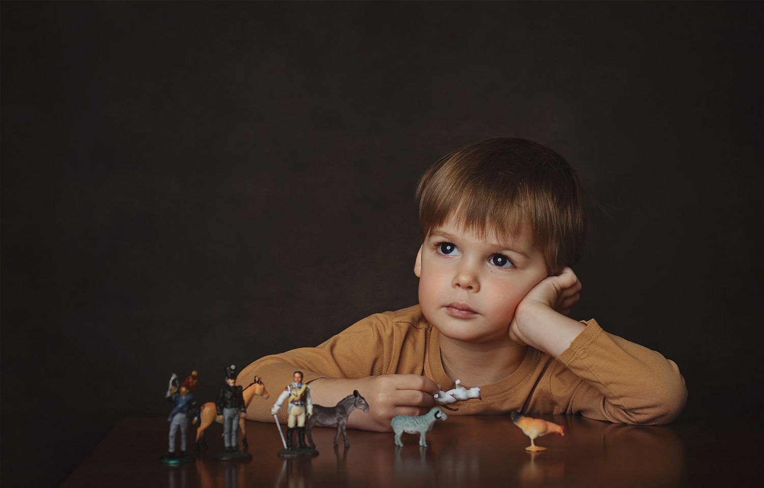 the boy with toys and the tin soldiers. мальчик с игрушками и оловянными солдатиками, Владимирова Оксана