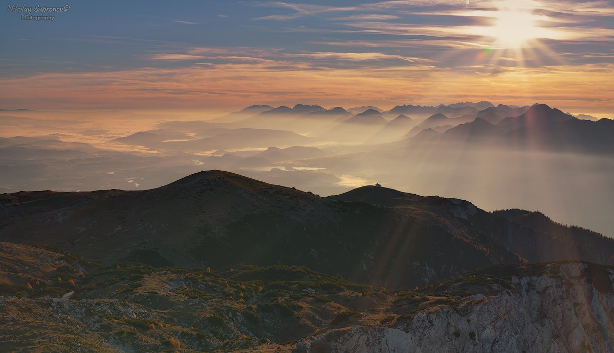 австрия, альпы, горный пейзаж, караванские альпы, осенний пейзаж, рассвет в горах, туман в горах, Николай Сапронов