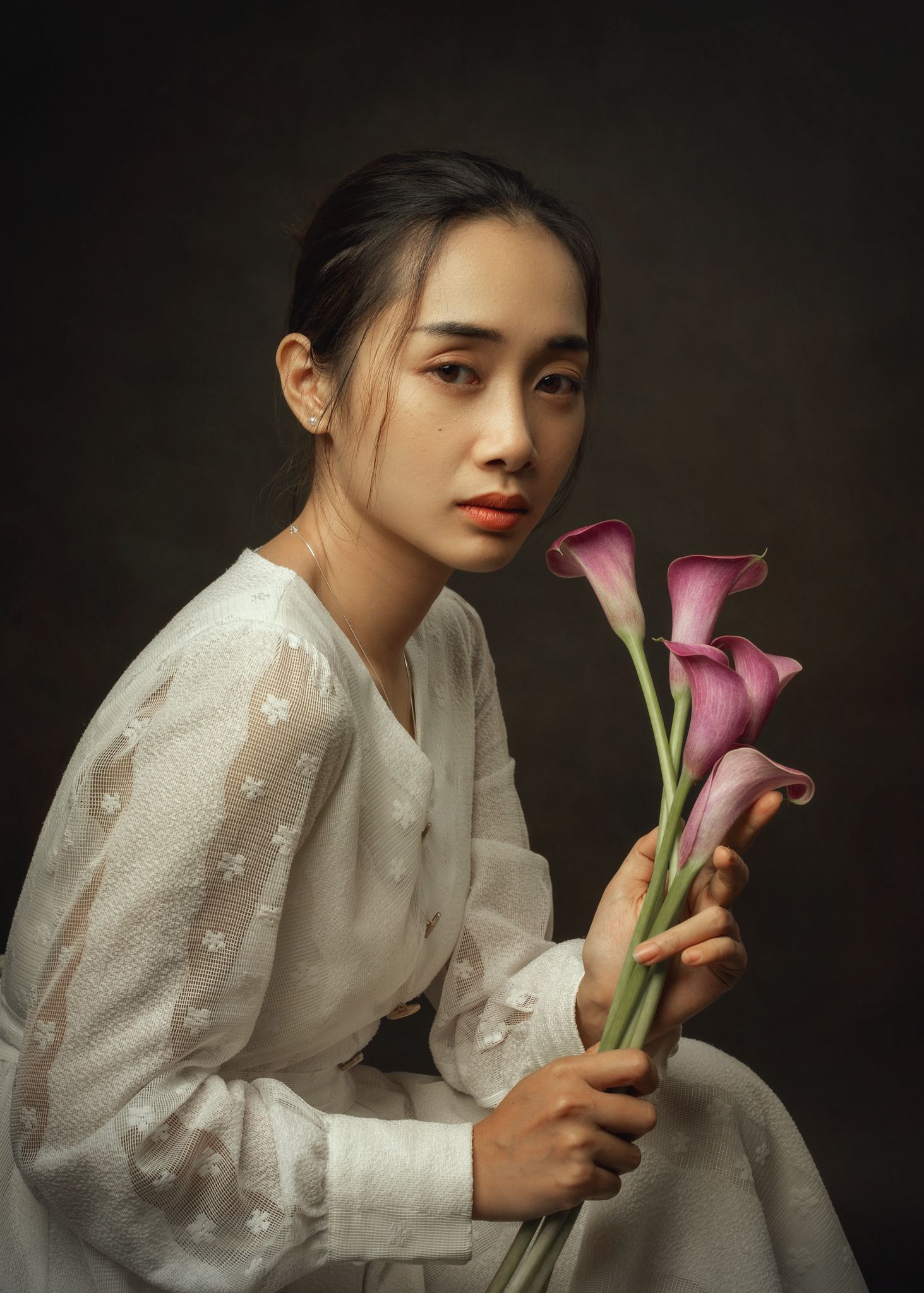 asian, vietnam, vietnamese, portrait, face, women, female, studio, dress, beauty, flowers, Nguyen Hoang Viet