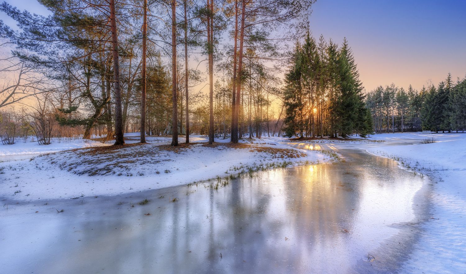 январь вечер закат снег зима пруд солнце небо лед, Скороходов Константин