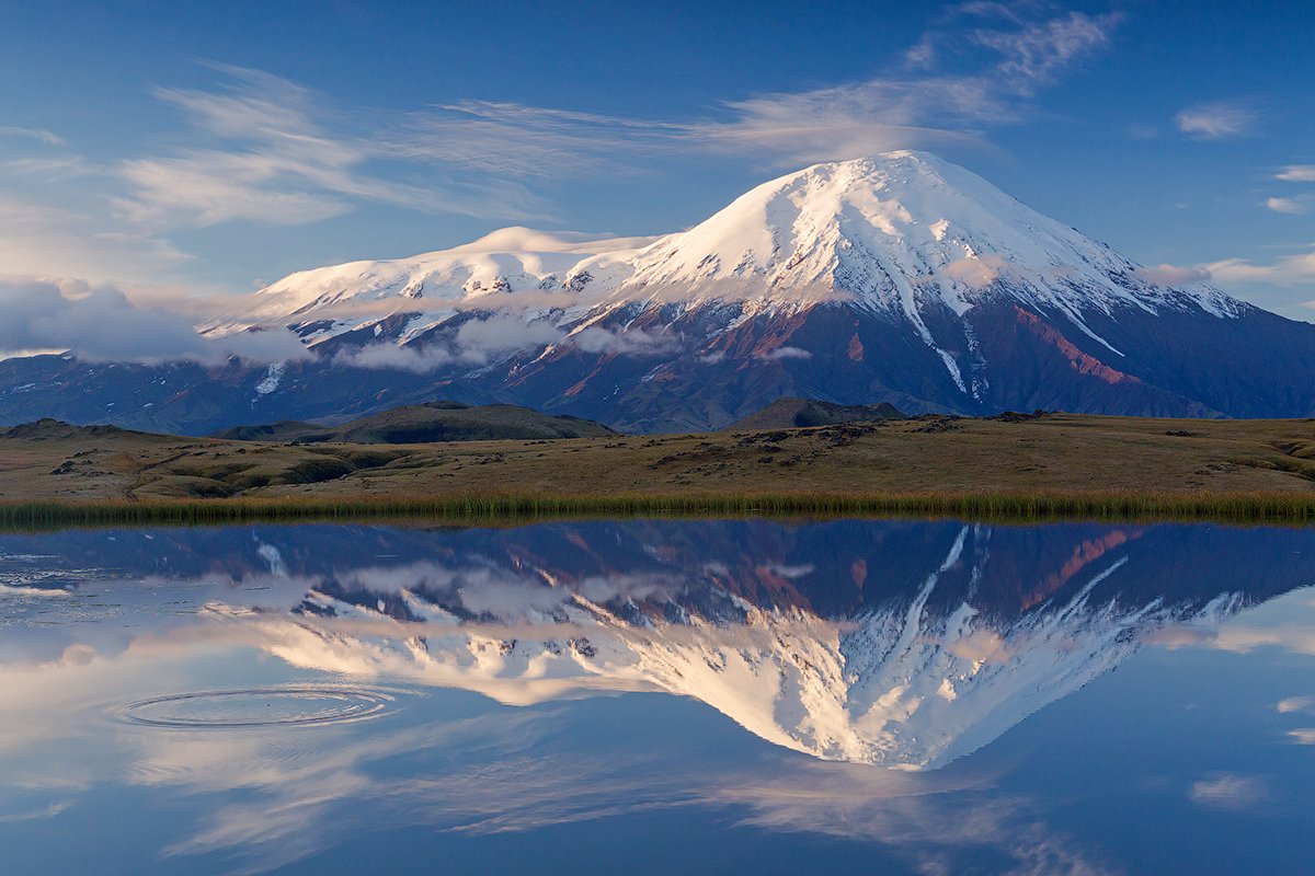 Камчатка, вулкан, озеро, отражение, Денис Будьков