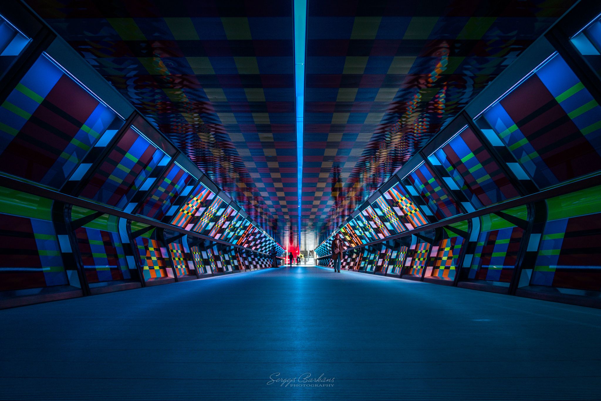 #london #england #tunnel #bridge #future #abstract #starwars #symmetry #parallels, Sergejs Barkans