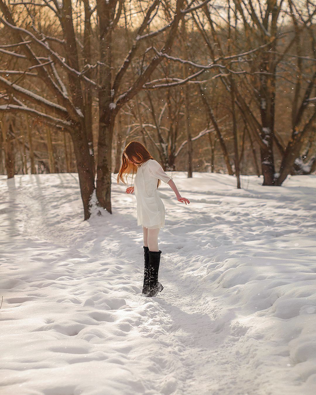 snow,sunny,day,winter,tale,dream,girl,female,people,forest,portrait,street,  Kerry Moore