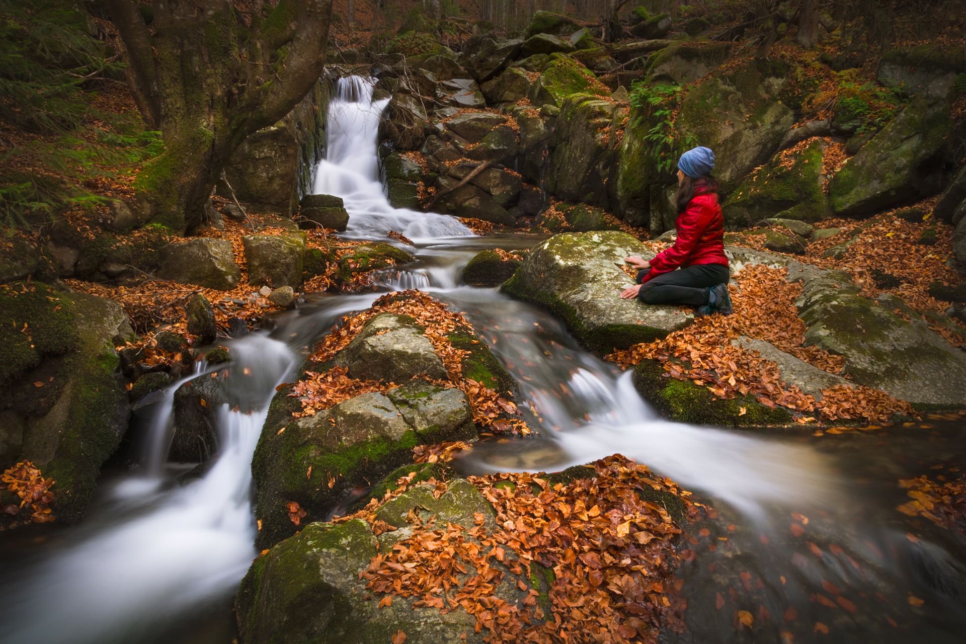 waterfall, autumn, forest, nature, landscape, woman, unrecognizable, silhouette, water, season, Tonova Vania