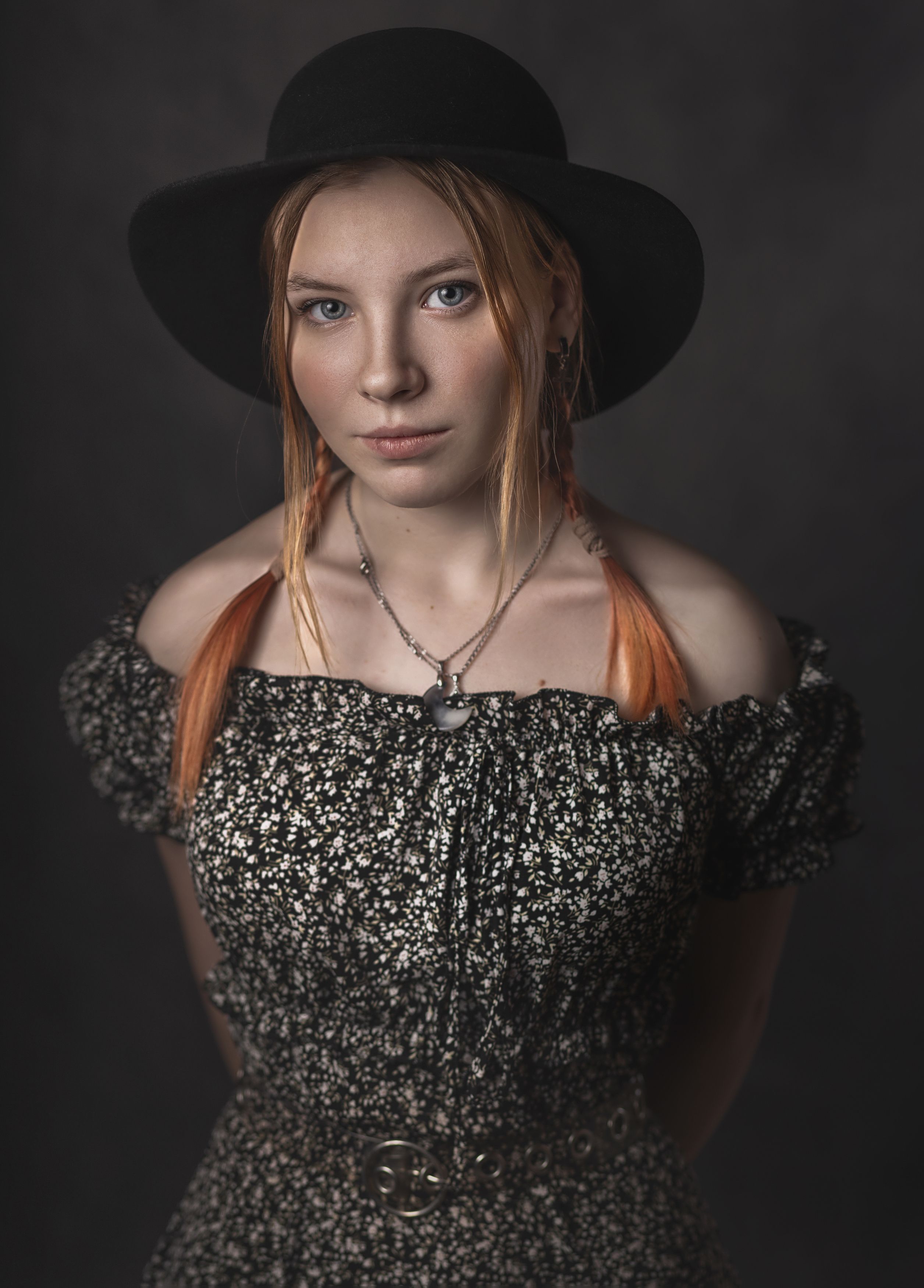 портрет, девушка, шляпа, женский портрет, взгляд, portrait, sight, hat, girl portrait, Aleksey Sologubov