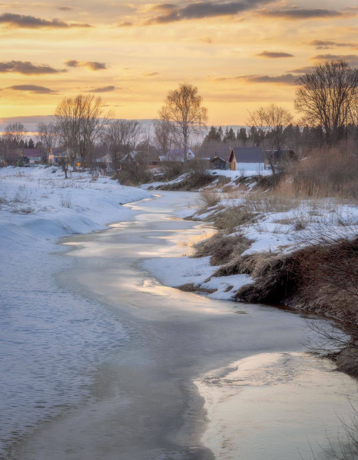 река весна разлив лед деревня закат вечер, Сергей Буторин