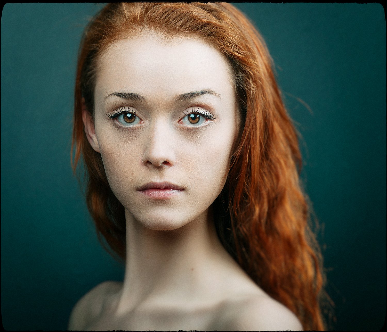 classical portrait color girl painterly red , Валерий Алтунин