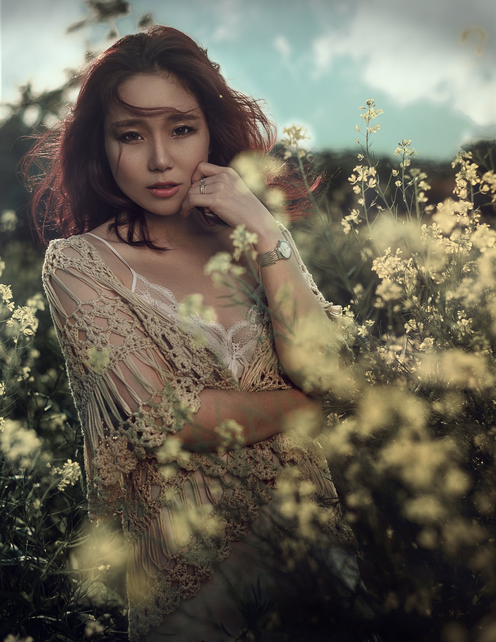 portrait, flower, field, vietnam, hanoi, woman, beauty, natural light, Nguyễn Viết Dự