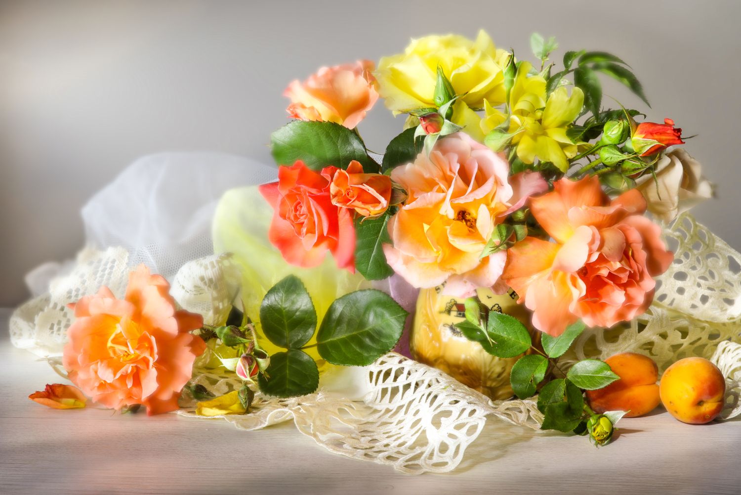 натюрморт, цветы, розы, салфетка, ваза, Шруб (Беляева) Татьяна