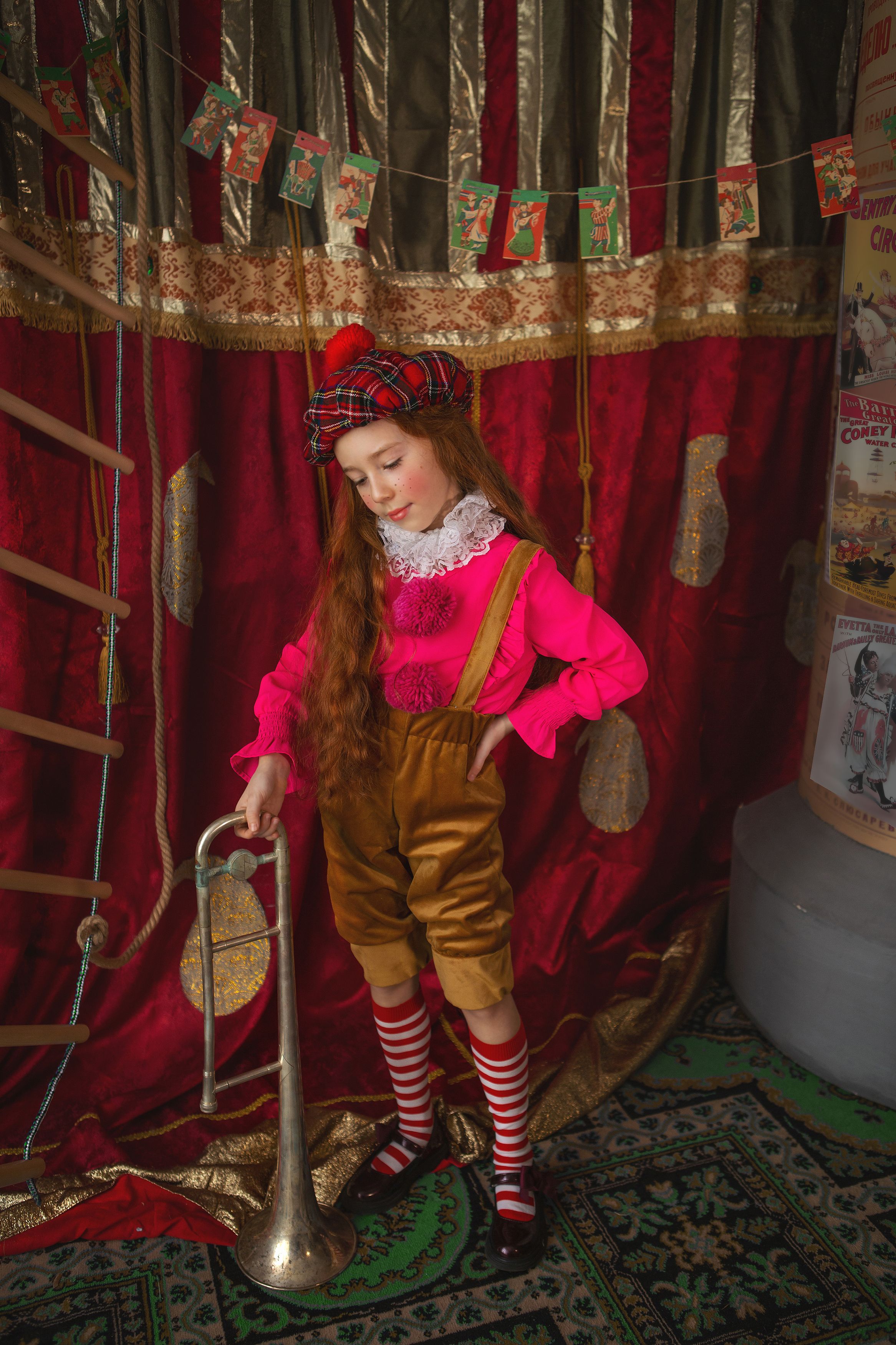 цирк дети клоун сцена фотосессия представление сказка тромбон радость смех, Татьяна Шепелева