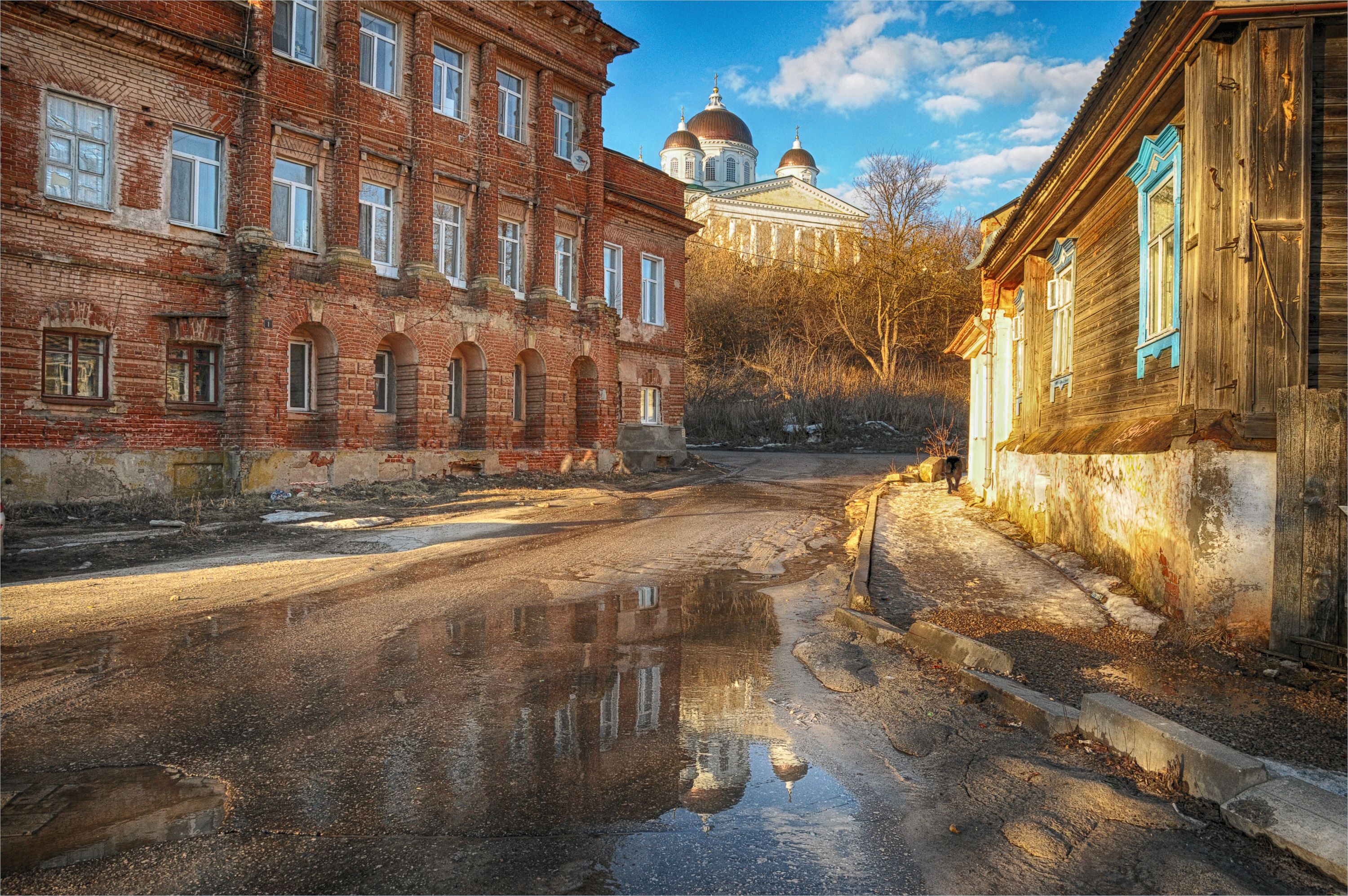 собор отражение старые здания облака, Вера Петри