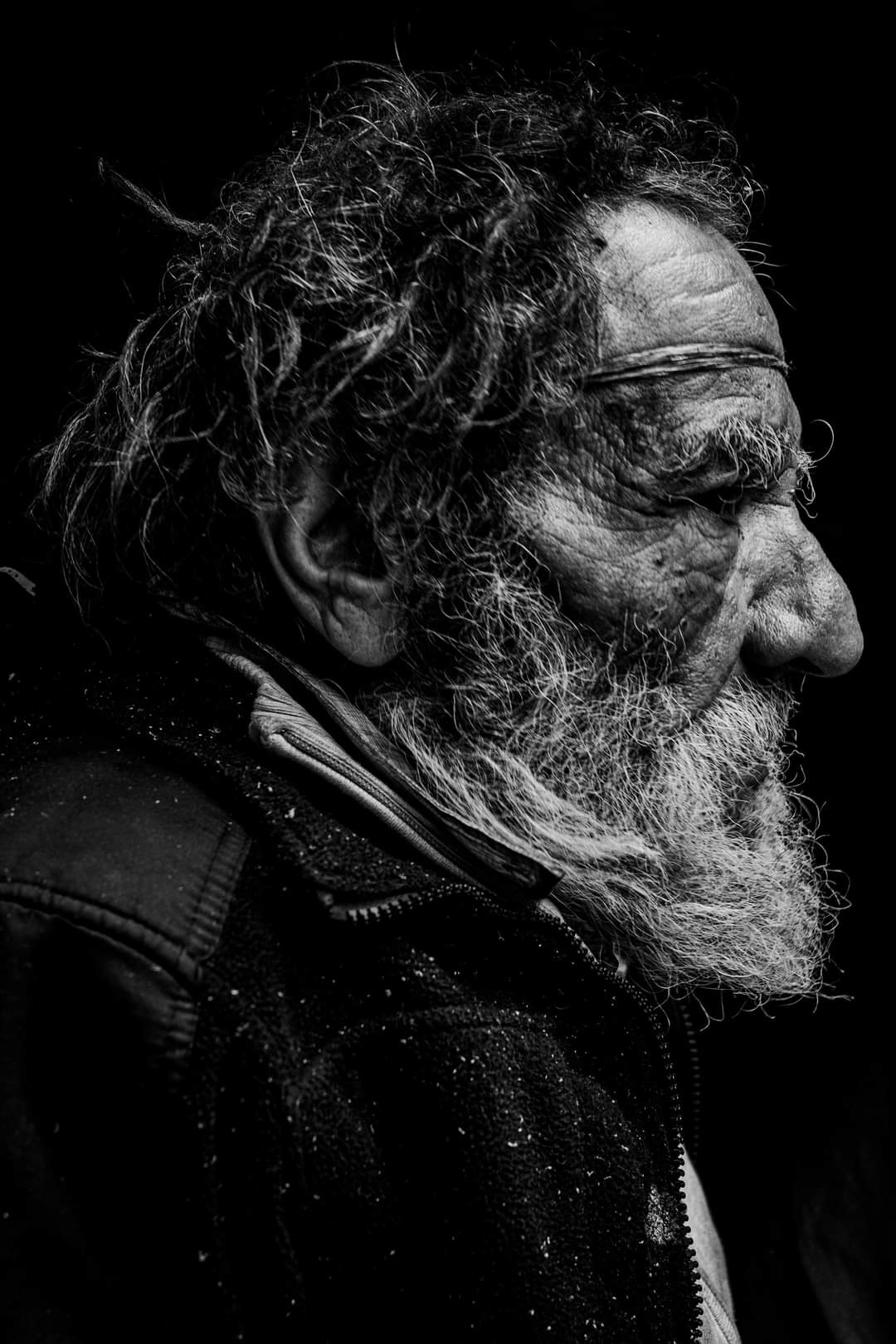 portrait, portraits, male portrait, retrato, retratos, bastian cifuentes araya, periodistafurioso, black and white, black & white, blanco y negro, human, homeless, situacion de calle, in-visibles, invisibles,, Cifuentes Araya Bastián