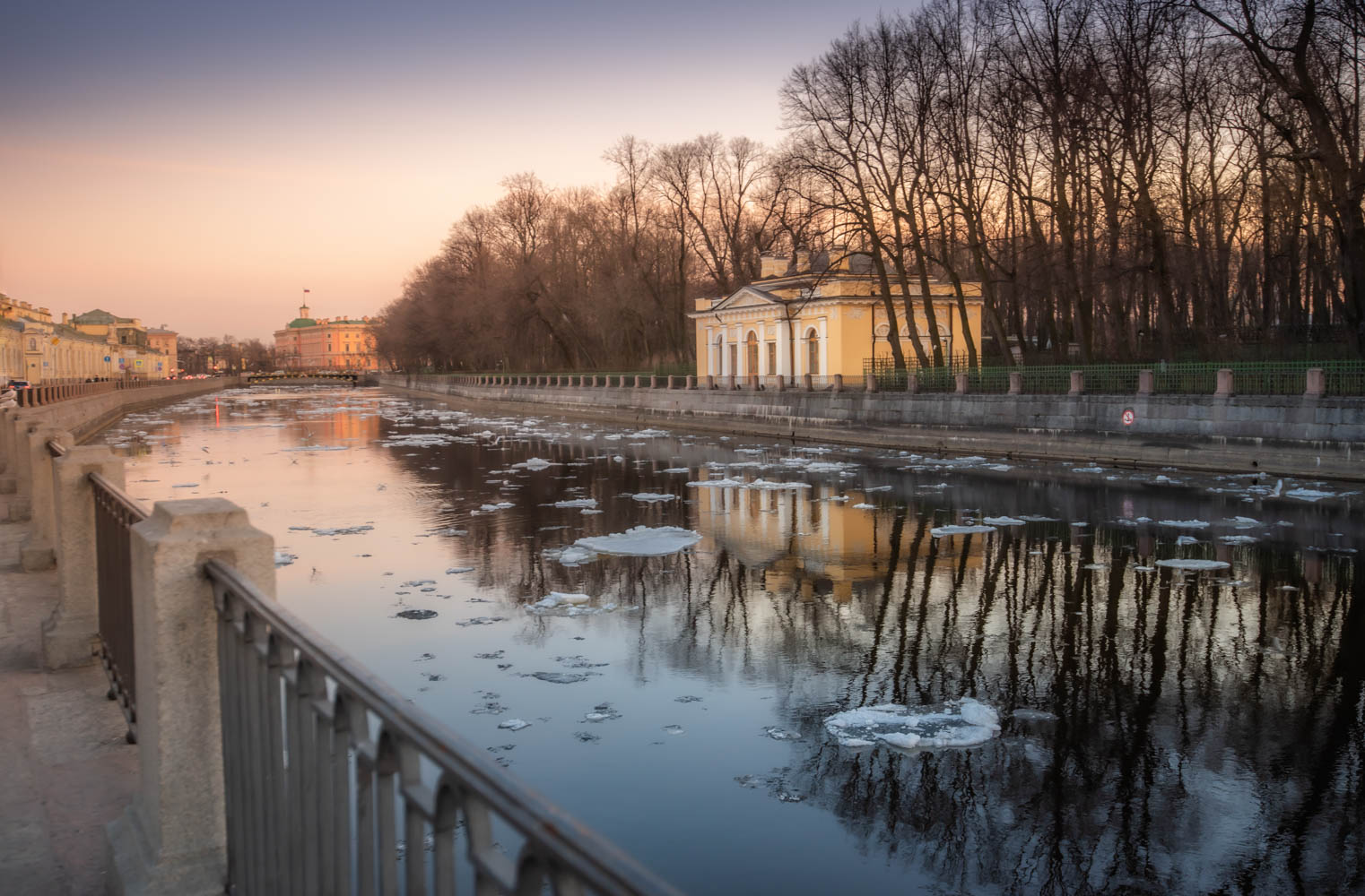 город весна лед река отражение вода, Khlebnikova Ekaterina