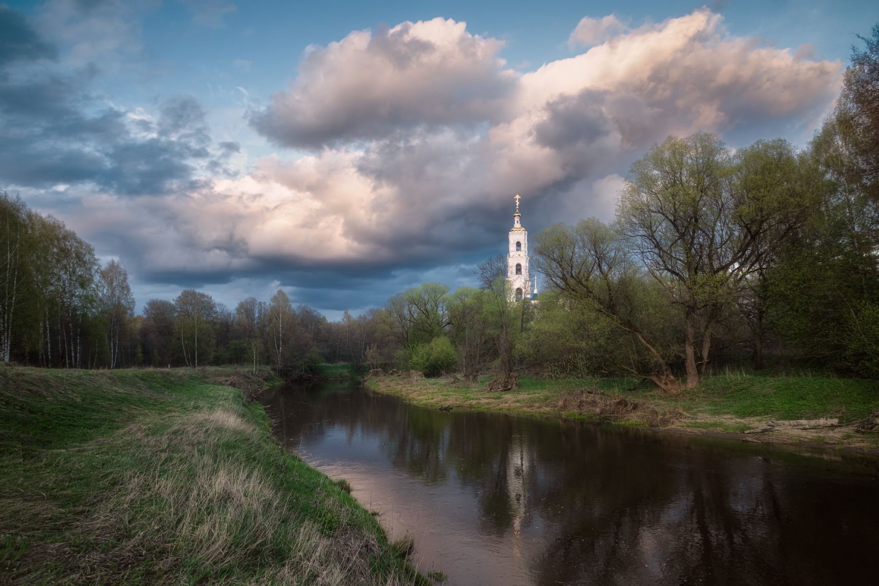 весна, вечер, закат, река, церковь, небо, тучи, облака, отражение, Виталий Полуэктов