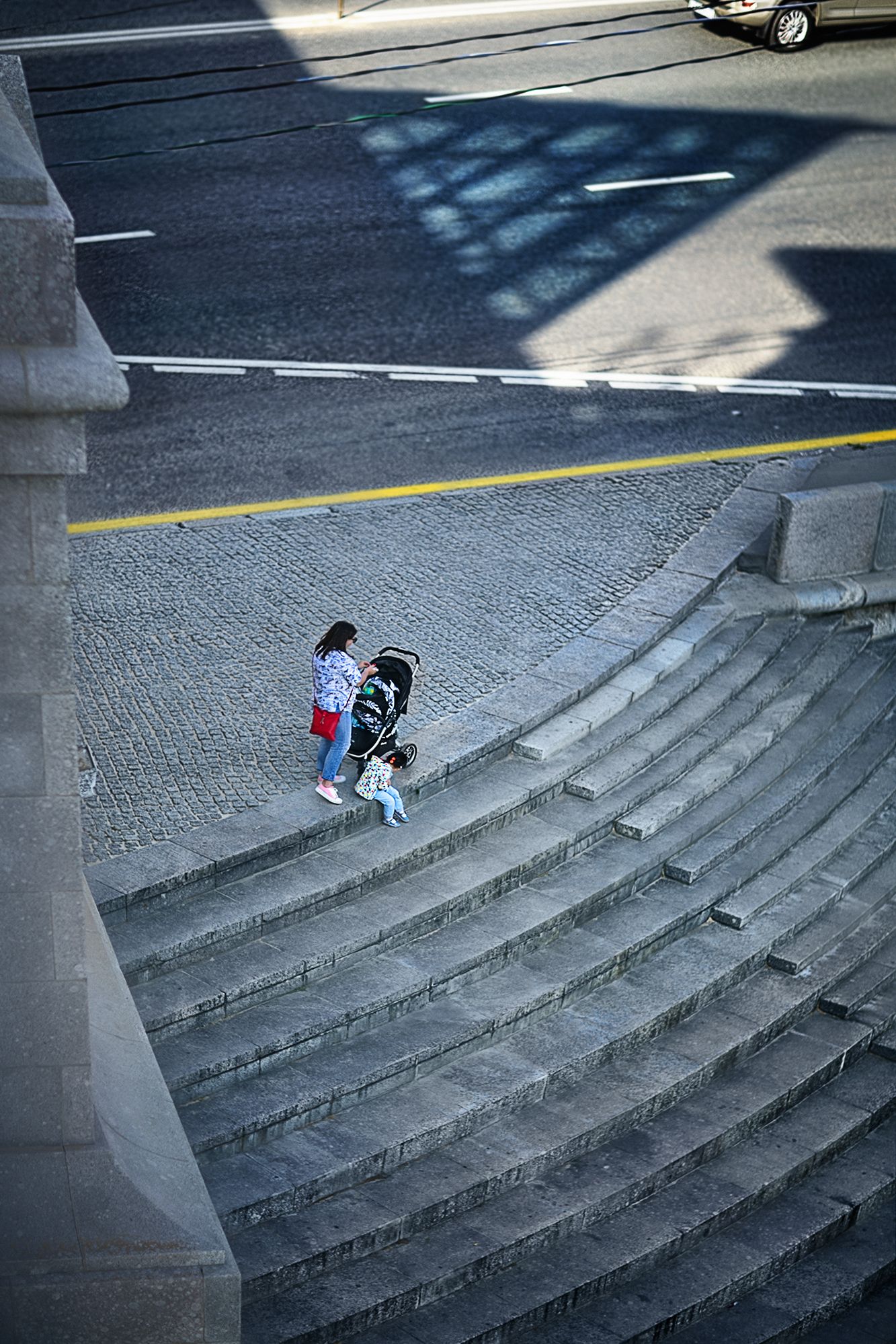 уличное фото, городские картинки, лестница, дети, Vera Trandina