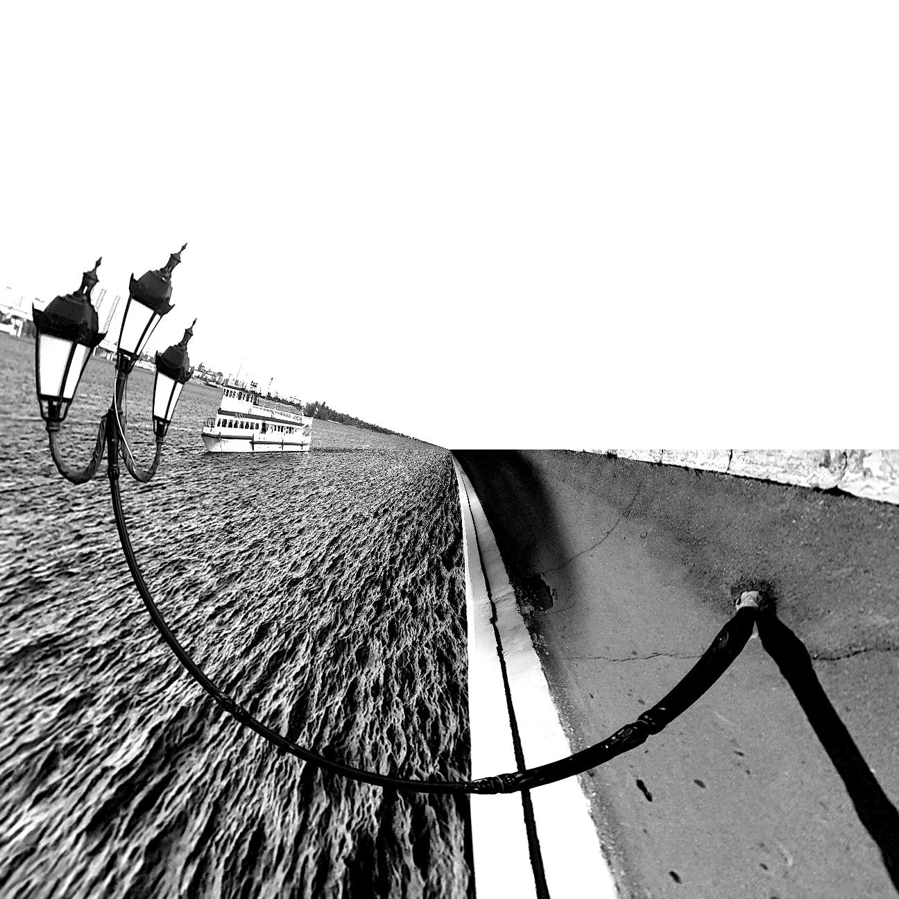 набережная, саратов, фонарь, пароход, абстракция, ч/б, черное&белок, black&white, b/w, abstract , abstraction, Karina Yakovleva
