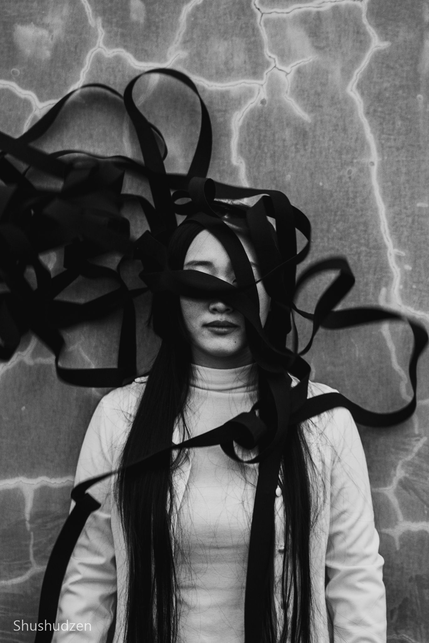 female portrait, black and white, art, contemporary, dance, improvisation, black string, Druz Denys