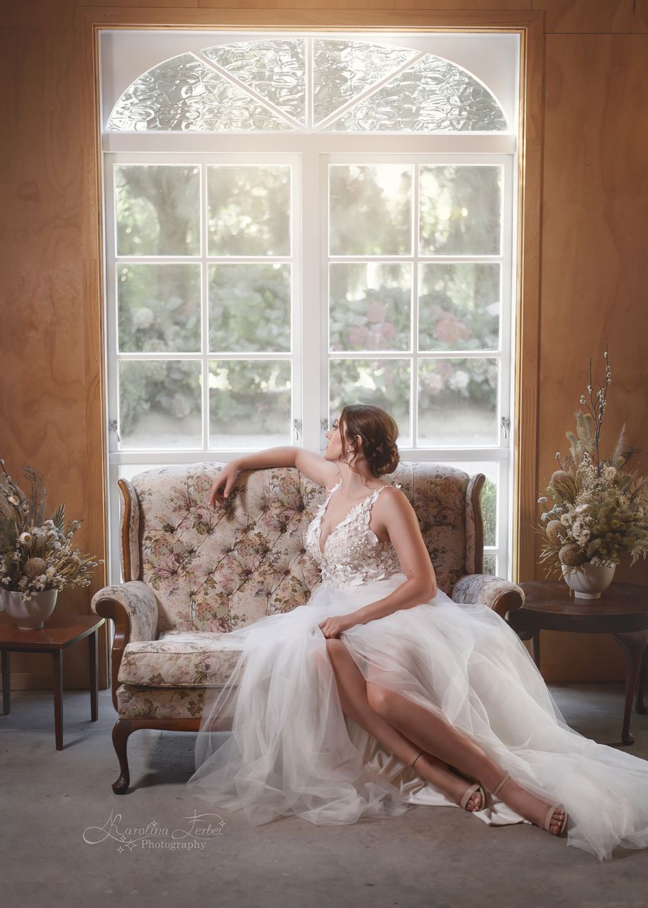 невеста, свадьба, платье, портрет, белый, окно, Karolina Ferbei