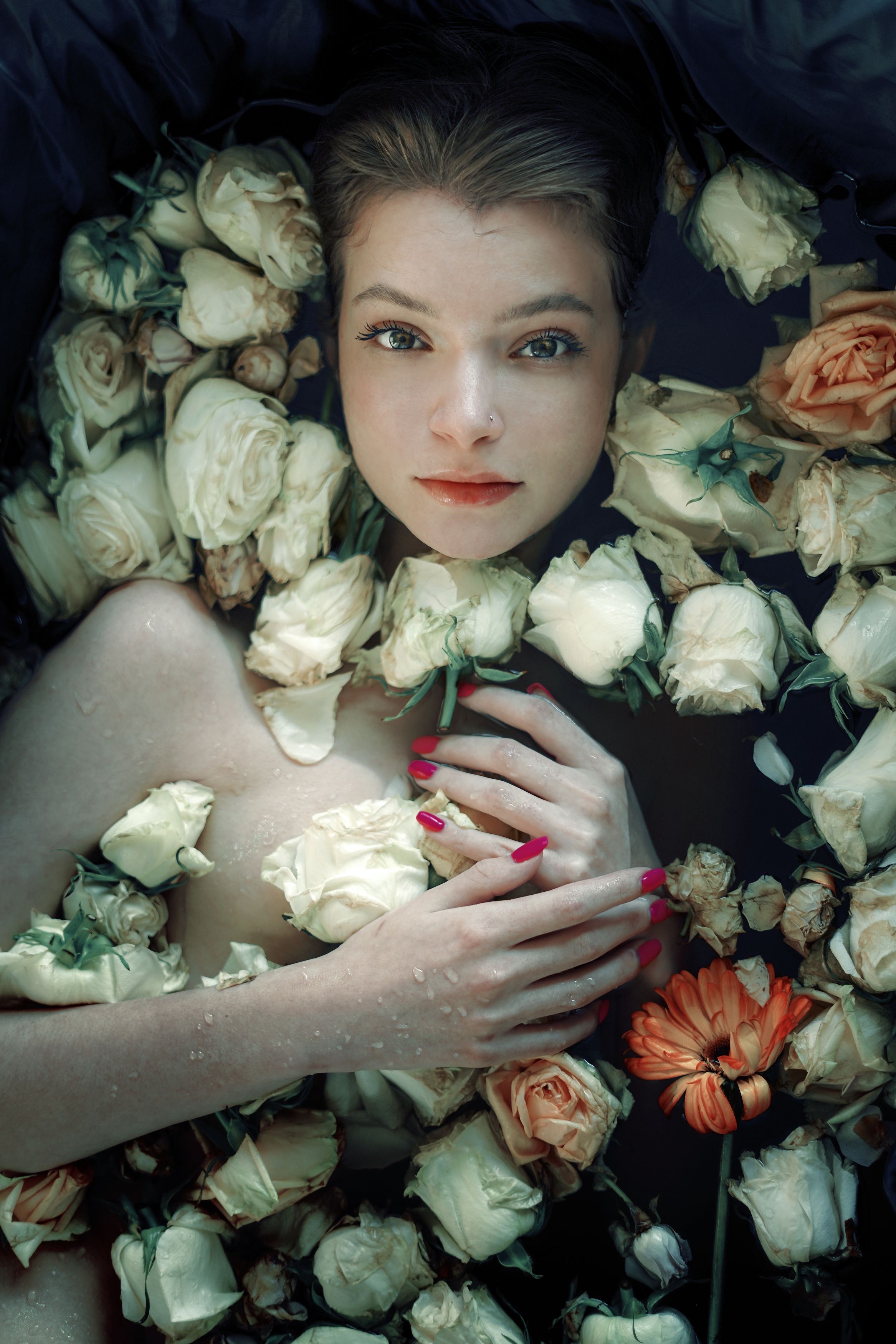 #вода #цветы #девушка #ванна, Дмитрий Чернов