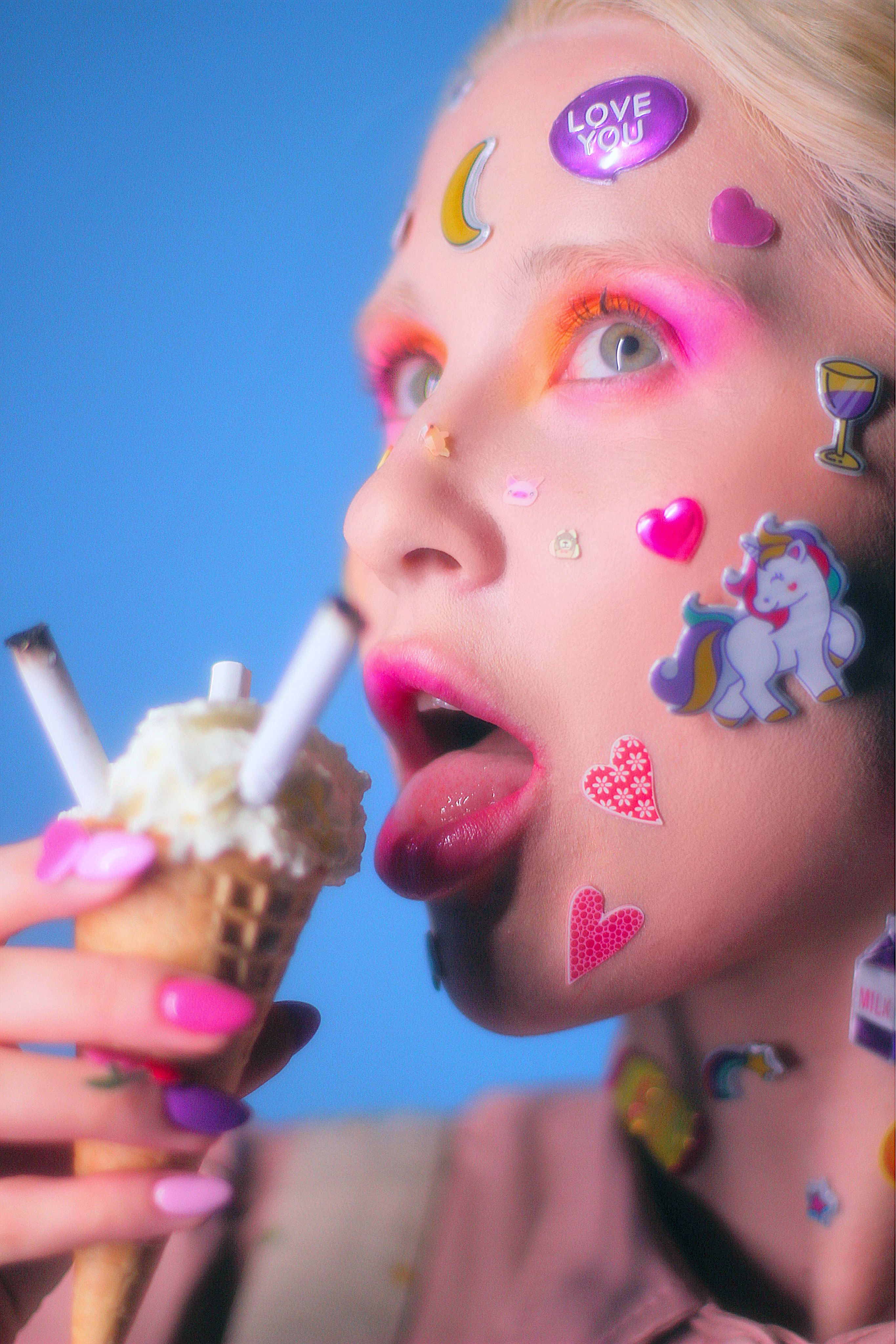 Девушка, портрет, розовый цвет, наклейки, мороженое , Ксения Орлова
