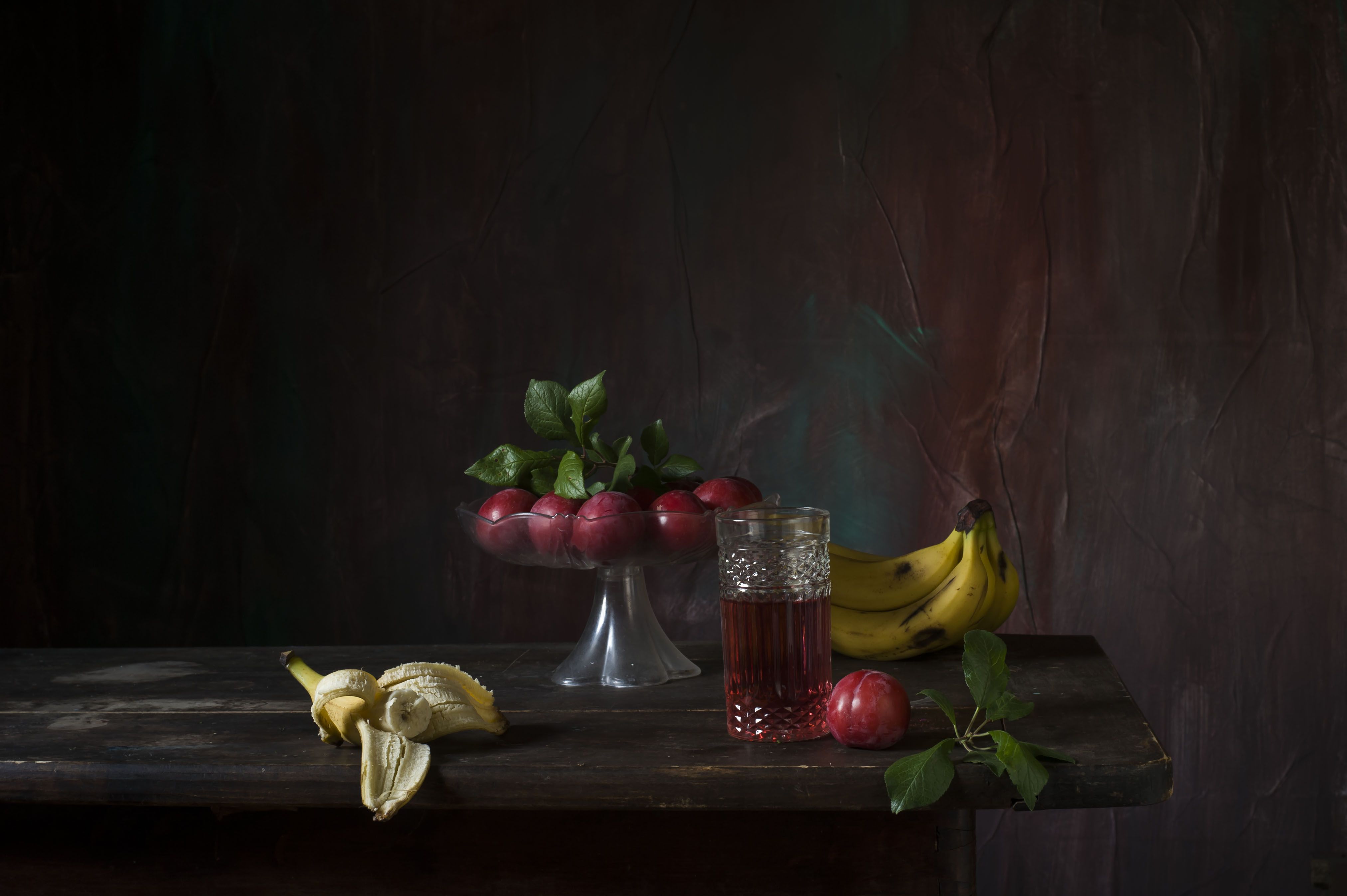слива, банан, стакан, компот, Oksana Evkodimova