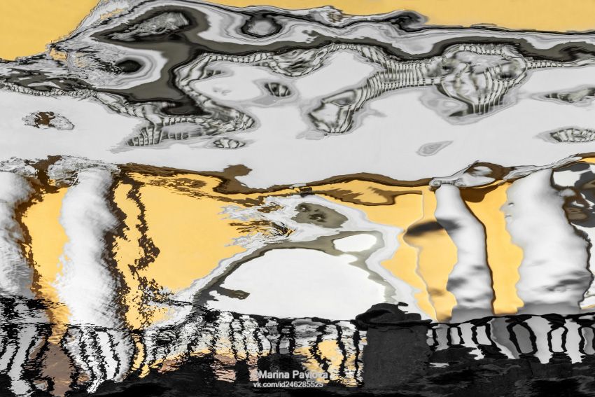 абстракция, акваабстракция, акваграфика, отражение на воде, парейдолия, петербургские акварели, канал грибоедова, санкт-петербург, Павлова Марина