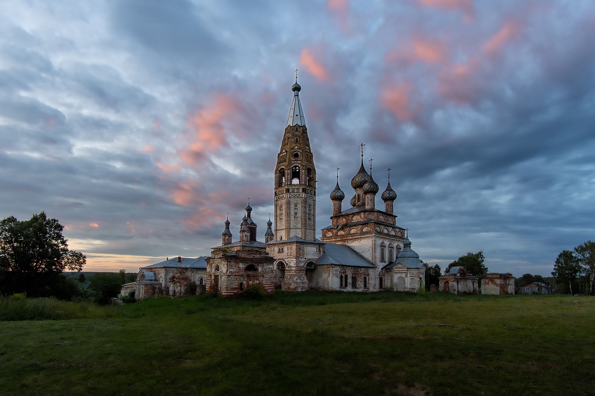 храм, закат, Добродий Михаил