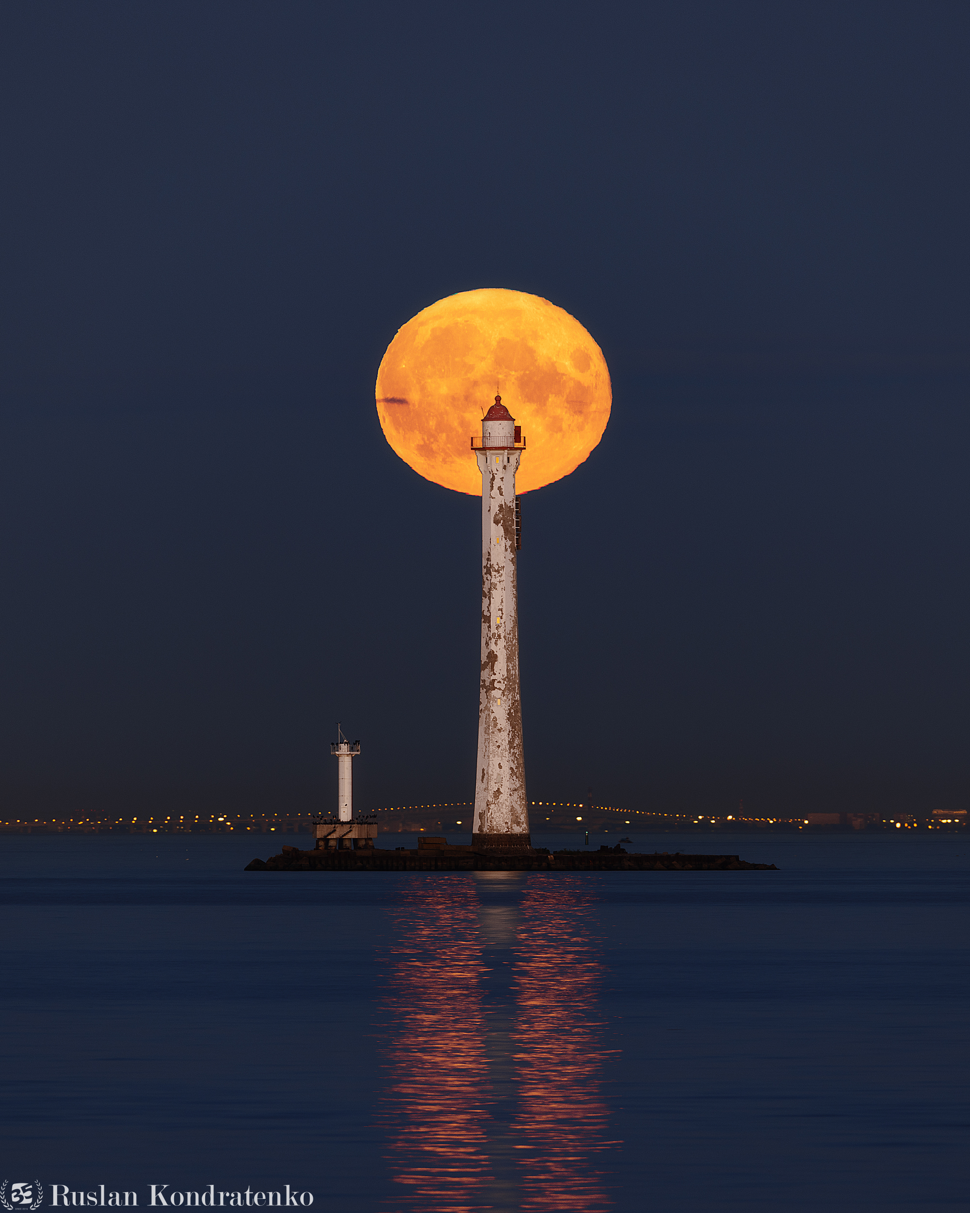 санкт-петербург, луна, полнолуние, восход луны, прострел, заход луны, кронштадт, маяк, задний створный маяк, задний створный маяк морского канала, Кондратенко Руслан