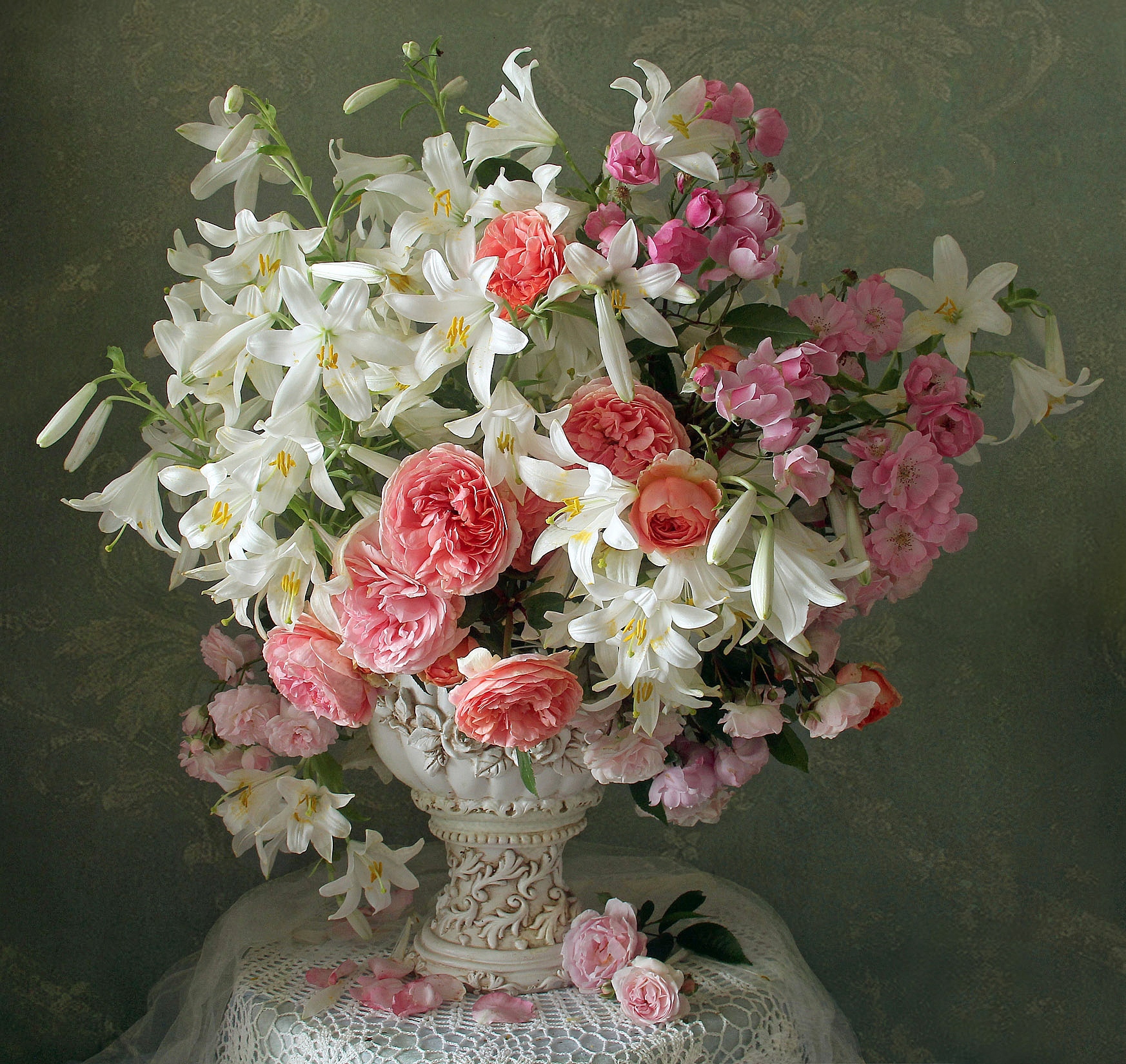 натюрморт, цветы, розы, лето, марина филатова, букет цветов лилии, Марина Филатова