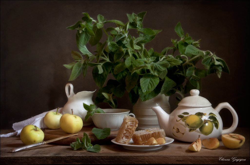 зелёный, лето, мёд, мята, соты, сотынатюрморт, чай, яблоки, Eleonora Grigorjeva