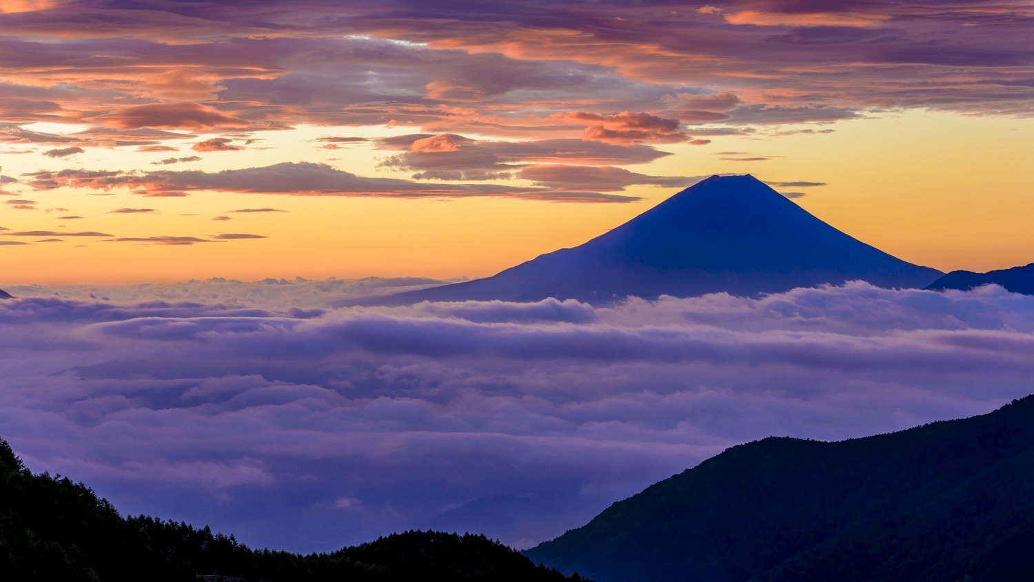 Fuji,mountain,cloud,morning,glow,Japan,red,orange,purple, Takashi
