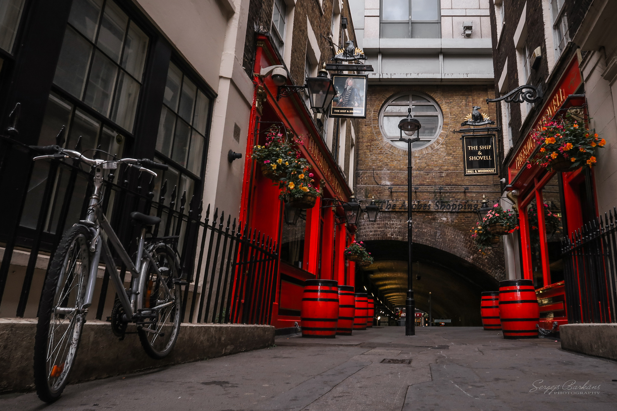 #london #street #architecture #red #uk #england, Sergejs Barkans