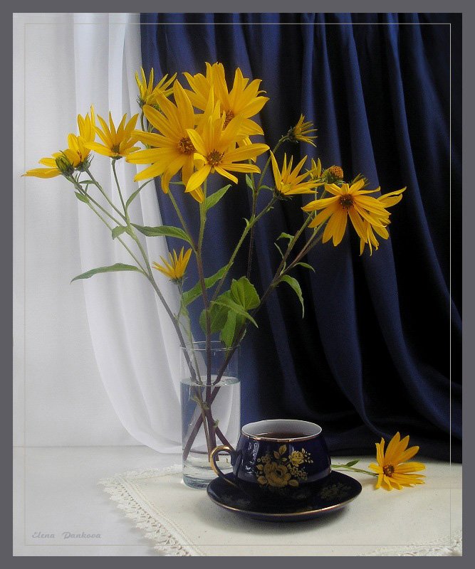 натюрморт, цветы, топинамбур, чашка, чай, Elena Pankova