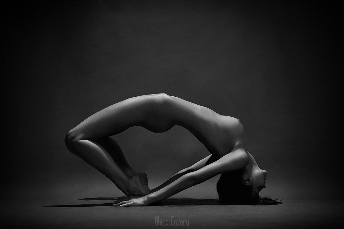 Black & white, Nude, Enzeru Akira