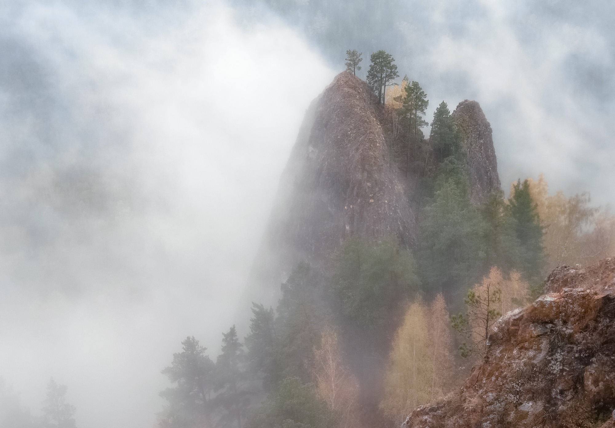 сибирь, торгашинский хребет, туман, скалы иглы, Фомина Марина