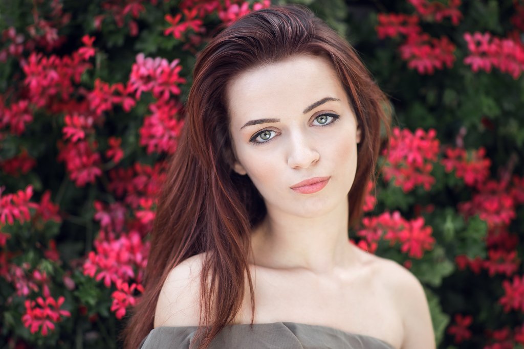 girl,flowers,green eyes,, Боби Костадинов