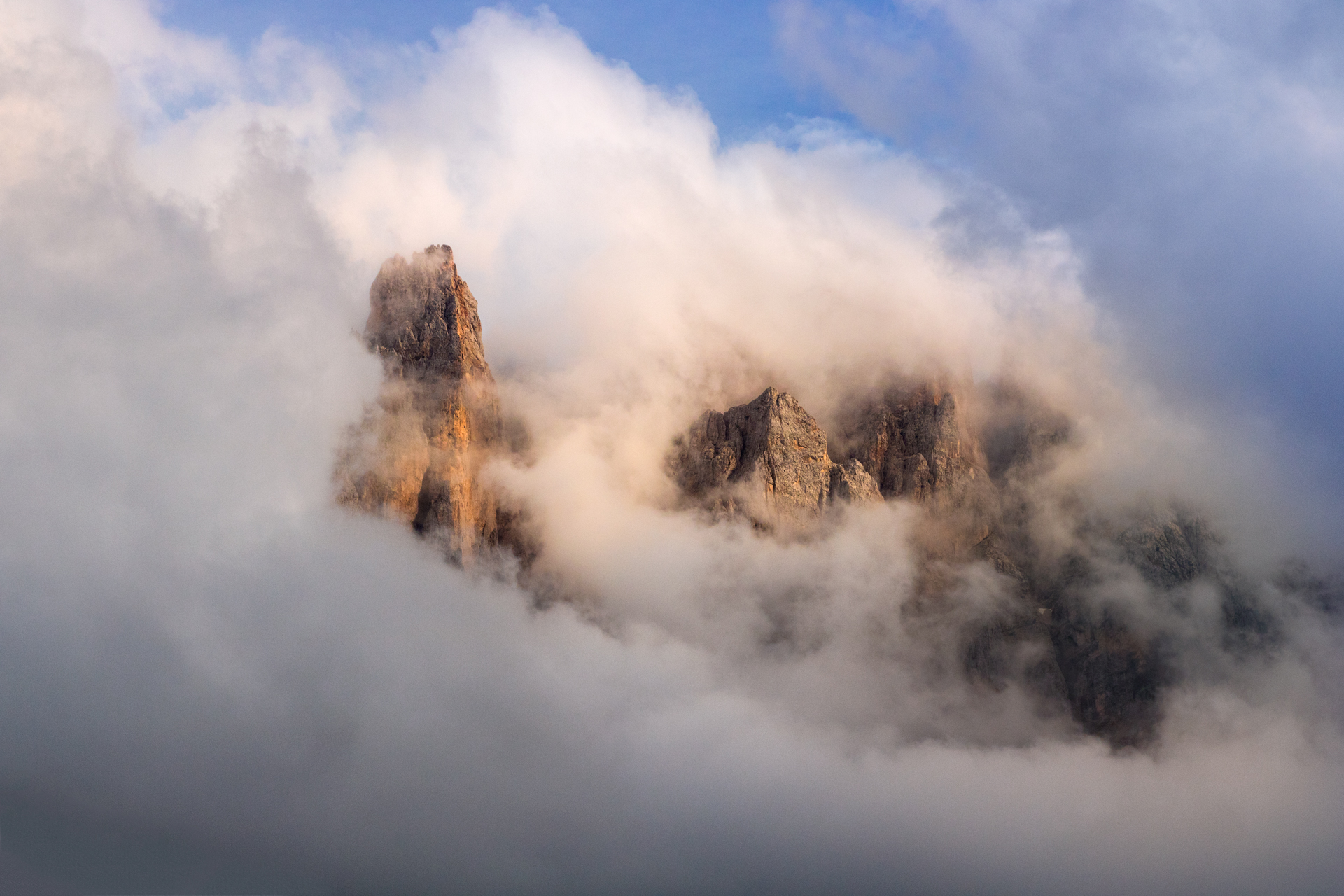 mountain, peaks, fog, clouds, Italy, Dolomites, rocks, Vania Tonova