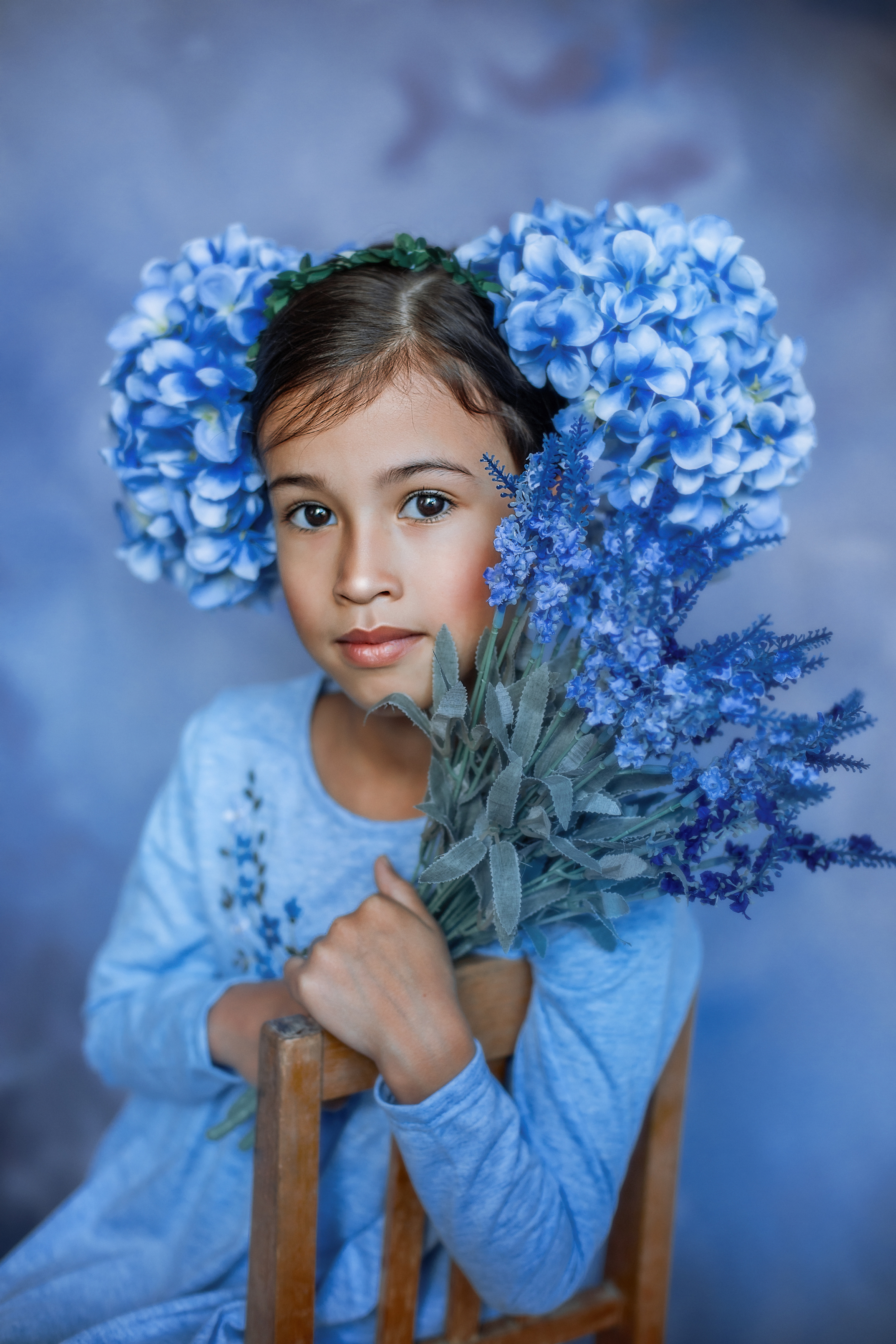 портрет, детский портрет, девочка с цветами, девочка с гортензиями, Ларина Ирина
