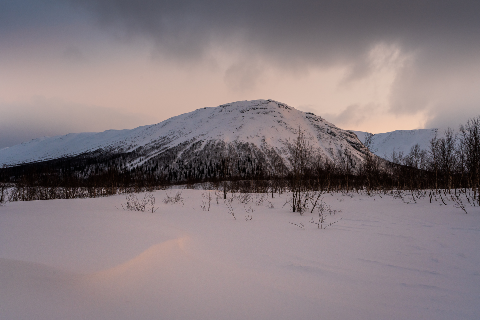 hill, sunrise, landscape, mountain, winter, Maria Pochikaeva