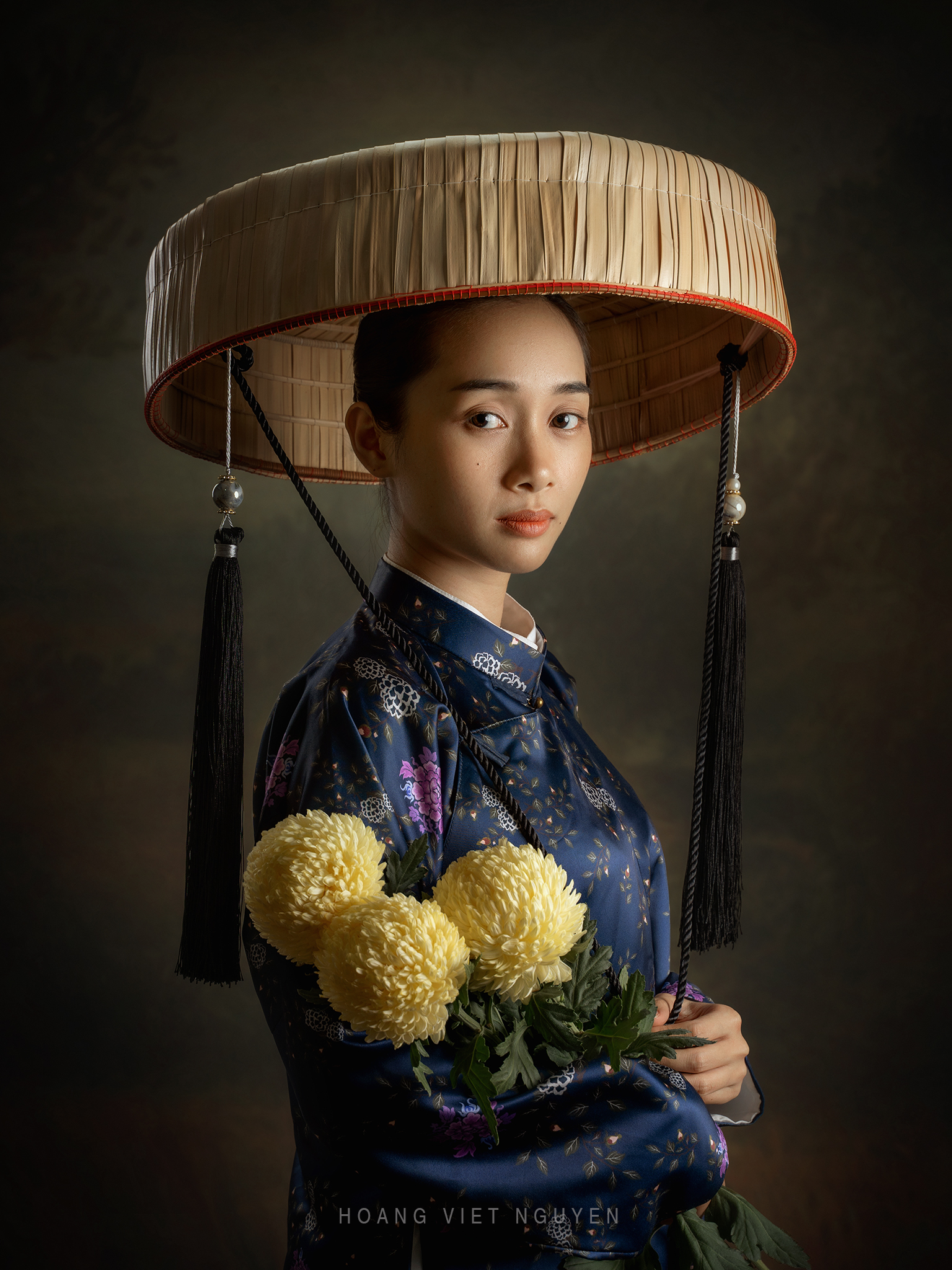 asian, vietnam, vietnamese, portrait, face, women, female, studio, beauty, traditional dress, dress, costume, old, Nguyen Hoang Viet