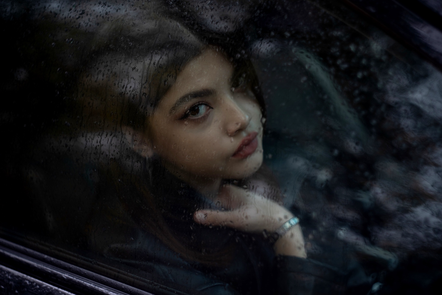 дождь, стекло, окно, отражение, капли, грусть, взгляд, модель, девушка, автомобиль, авто, осень, Арсен Алабердов