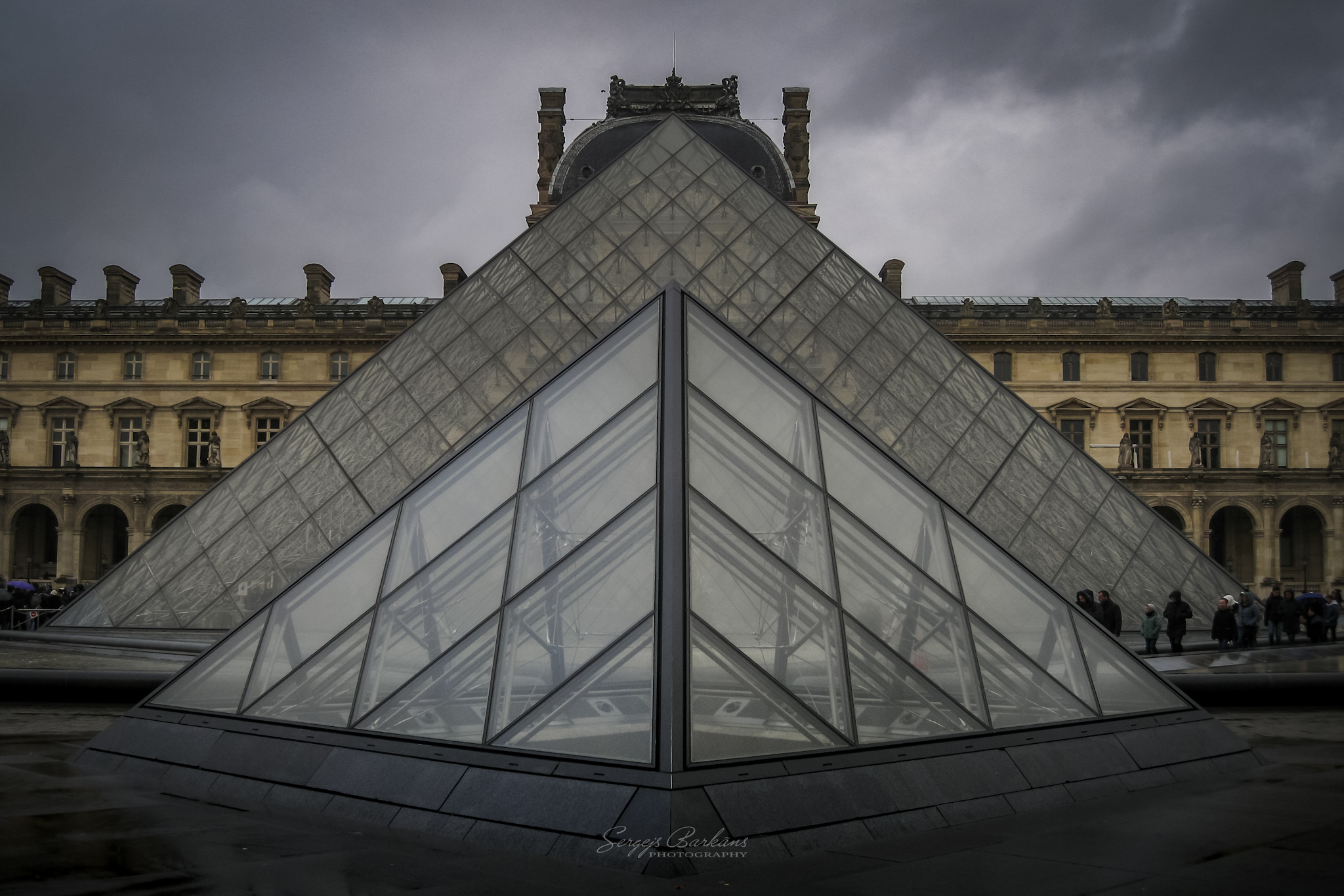 #paris #louvre #france #pyramid, Sergejs Barkans