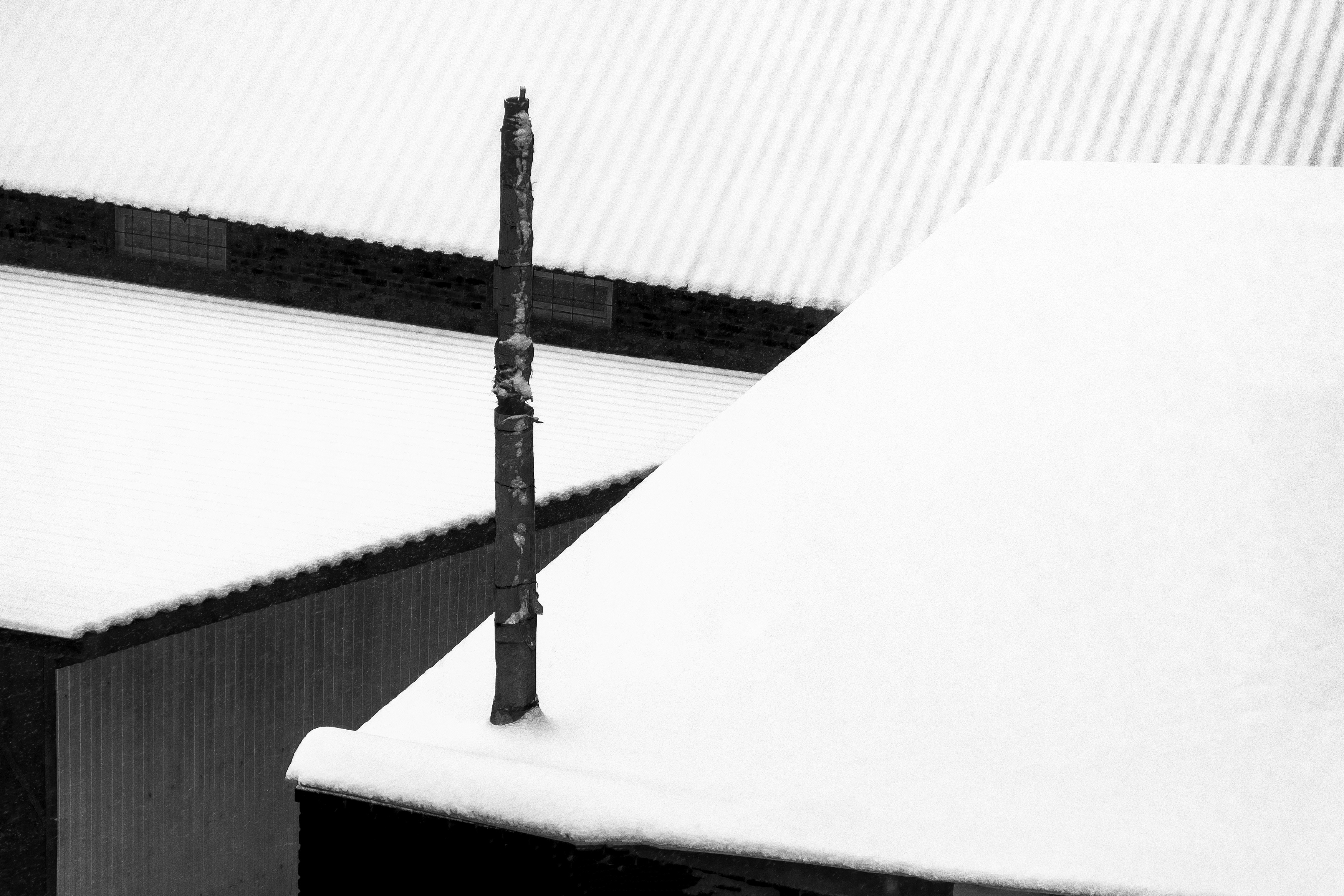 Черно-белое, минимализм, крыши, снег, зима, BW, snow, winter, Алексей Школдин